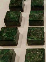  Grün marmorierte Pralinen